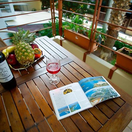 At Aqua Apartment Kallithea אתונה מראה חיצוני תמונה